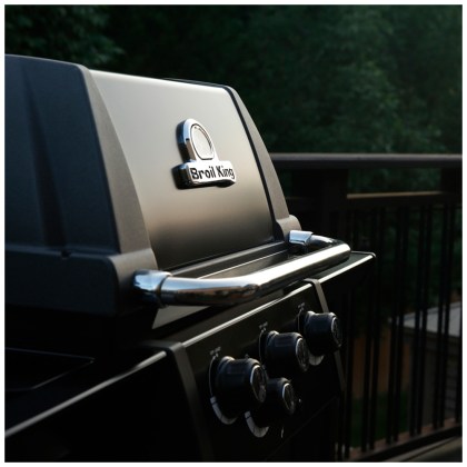 Broil King ROYAL 340 SHADOW Gas Grills