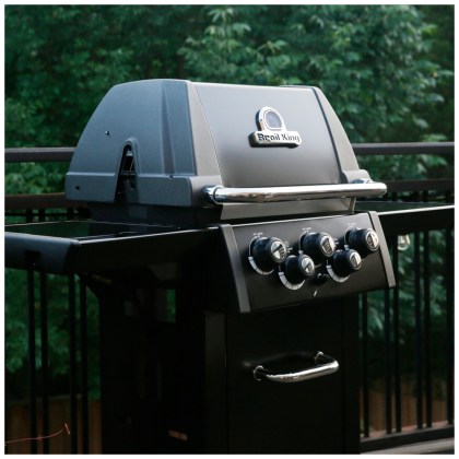 Broil King ROYAL 390 SHADOW Gas Grill