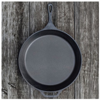 LODGE-Cast-Iron-Skillet-38,01-cm-046