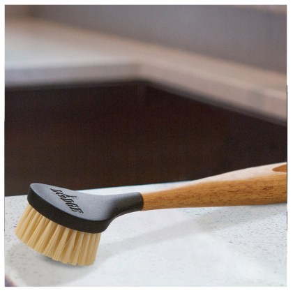 LODGE-Cleaning-Brush-25,4-cm-03