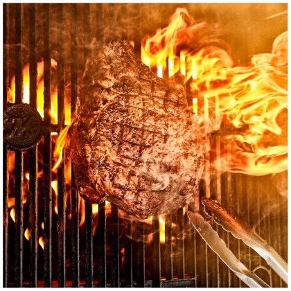 Masterbuilt Gravity Series 600 Digital Charcoal Grill + Smoker