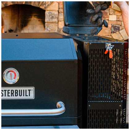 Masterbuilt Gravity Series 800 Digital Charcoal Grill + Smoker
