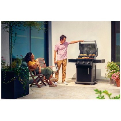 Napoleon Rogue 425 Black Gas Grill