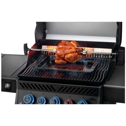 Napoleon Rogue Pro S 425 Phantom Gas Grill