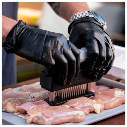 Pit Boss Food Prep Kit (Tenderizer, Rib Membrane, Nitrile Gloves, Cutting Board 25.4 cm x 35.6 cm, Trimming Knife, Bone Shears)