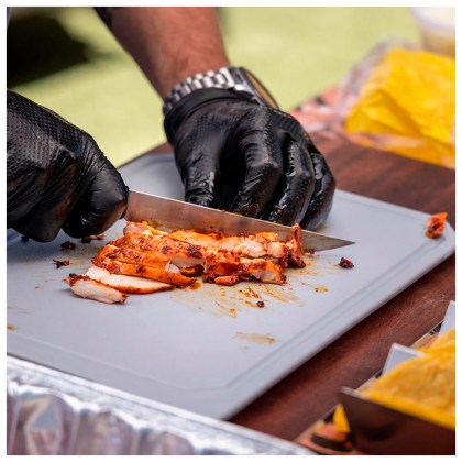 Pit Boss Food Prep Kit (Tenderizer, Rib Membrane, Nitrile Gloves, Cutting Board 25.4 cm x 35.6 cm, Trimming Knife, Bone Shears)