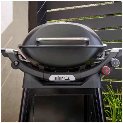 Weber® Q 3200N Gas Grill + Cart + Shelves